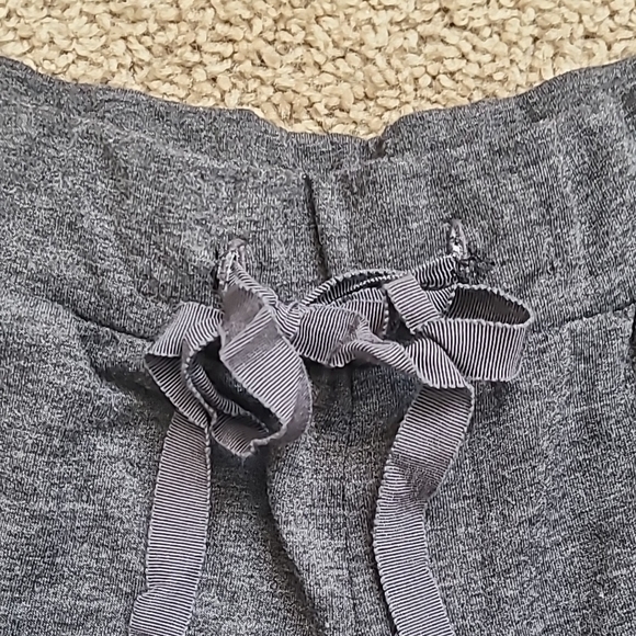 Victoria's Secret Gray Pajama Shorts - Picture 7 of 8